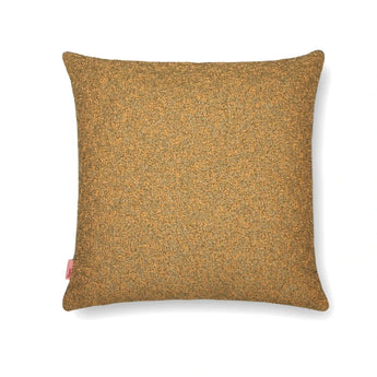 hum boucle kissen 60x60 in gold farben