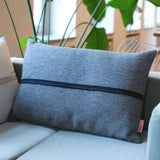 hum kissen salz & pfeffer auf dem Sofa